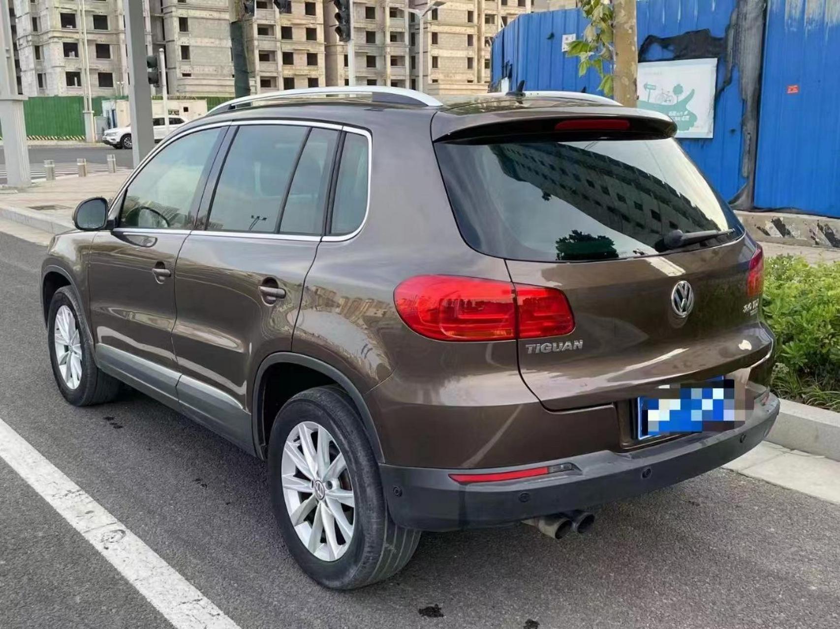 新到13年 柴油大众途威  2.