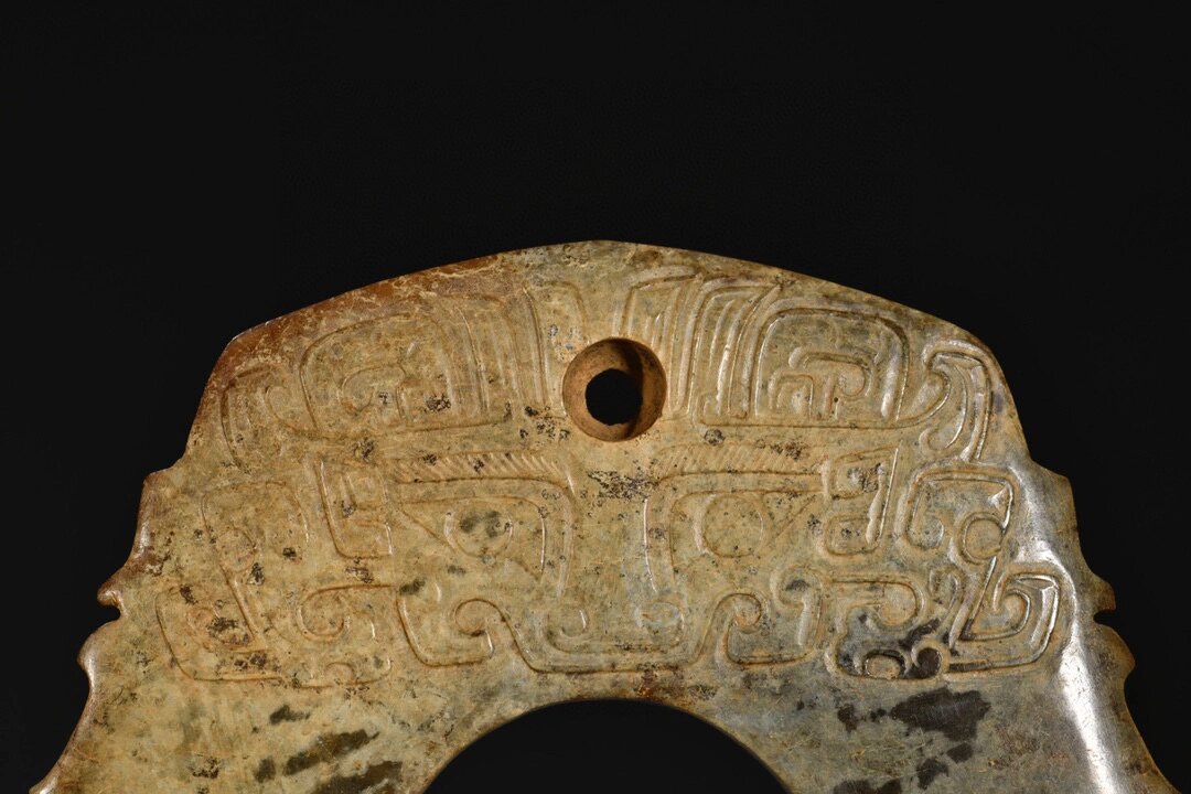 汉代 高古玉玉斧 规格:高12.6cm 宽12.5cm 厚1.5cm 重281克