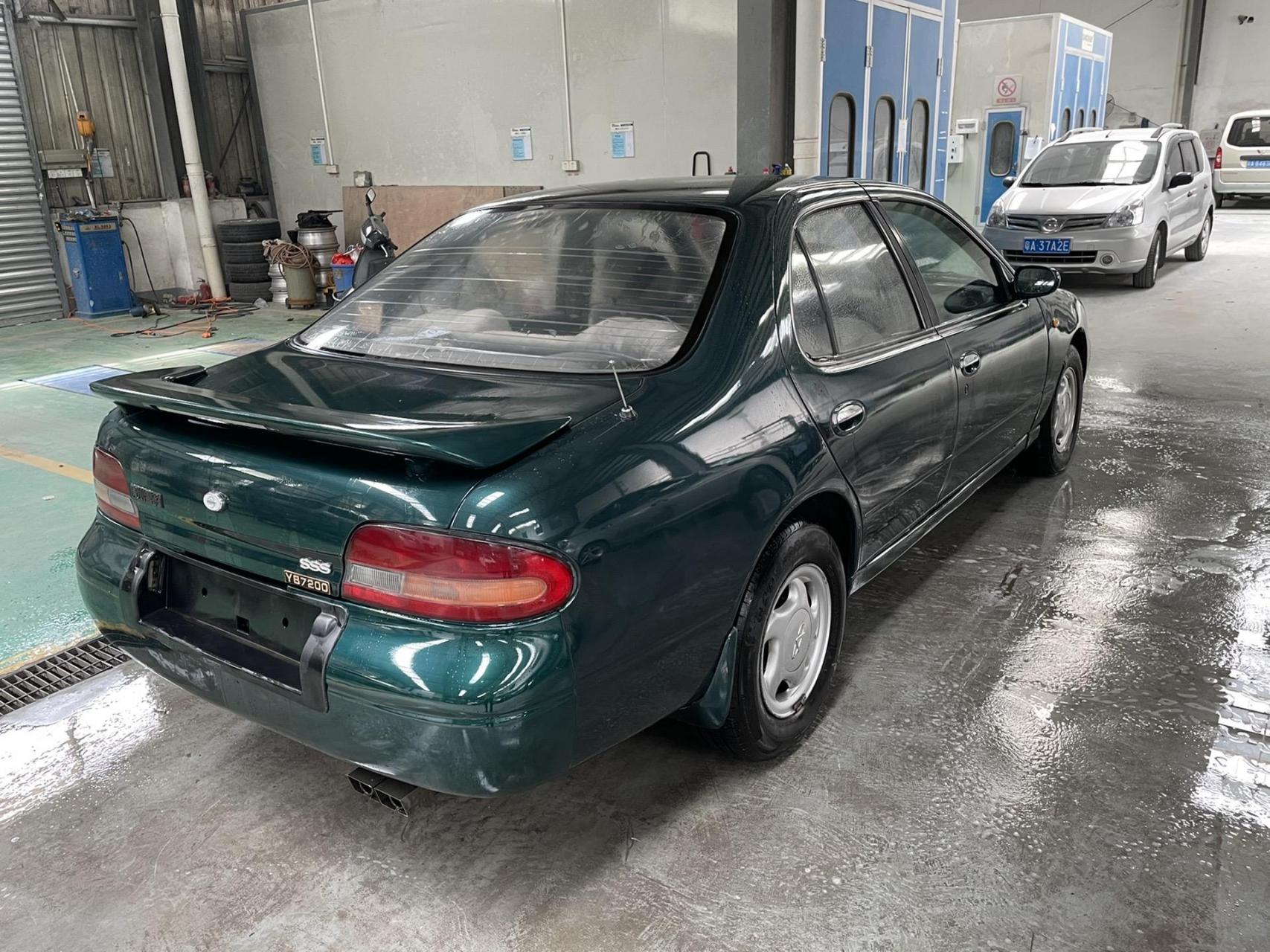 日产尼桑蓝鸟王 u13 sss  保险齐全第一代   自动挡2.