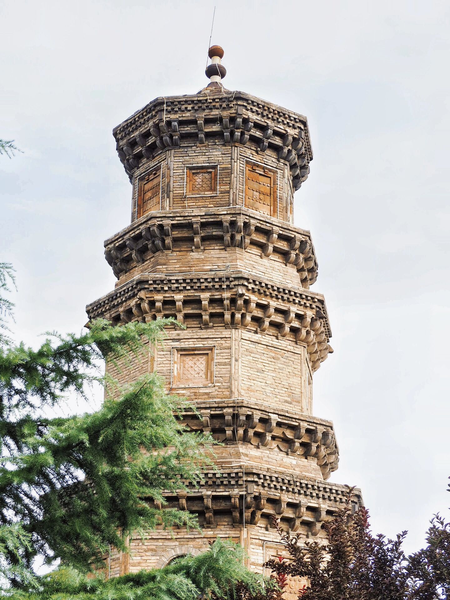 游记|山西省阳泉市平定北宋天宁寺双塔 天宁寺双塔,俗称雌雄塔,或曰