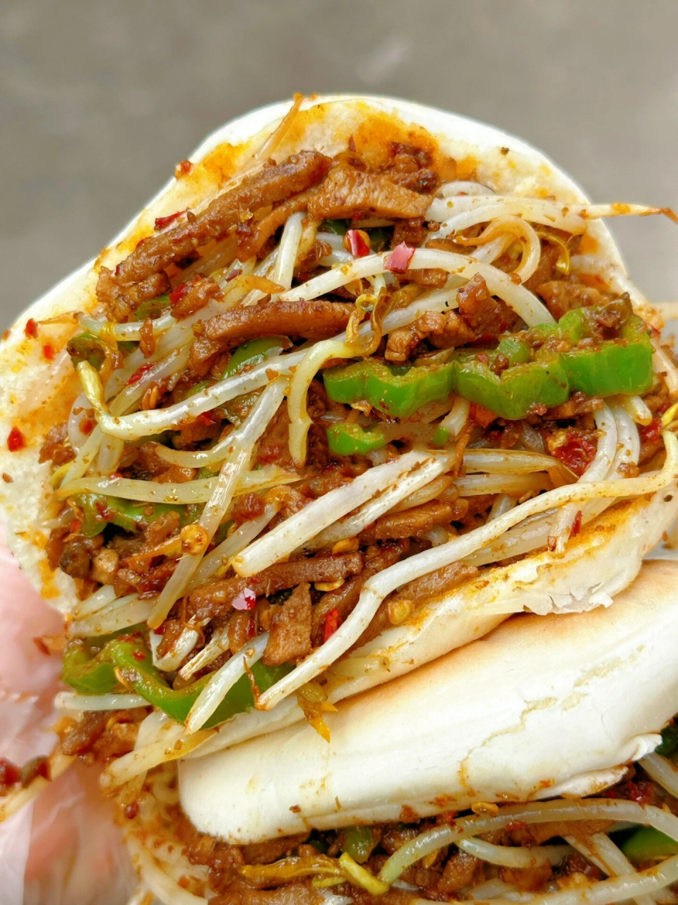 都去试试! 这个孜然肉夹馍,真的太好吃了!
