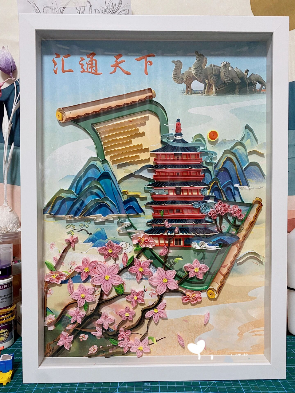 为山西文旅设计制作的文创手工衍纸作品 作品分为五个主题,分别是红色