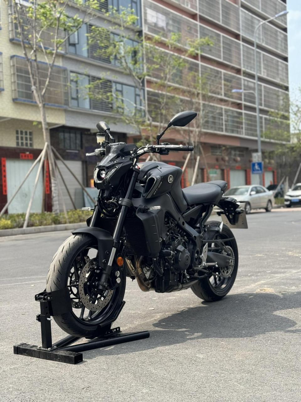23年雅马哈最新款mt09 4000多公里 全车漂亮 价格合适 全国提档过户