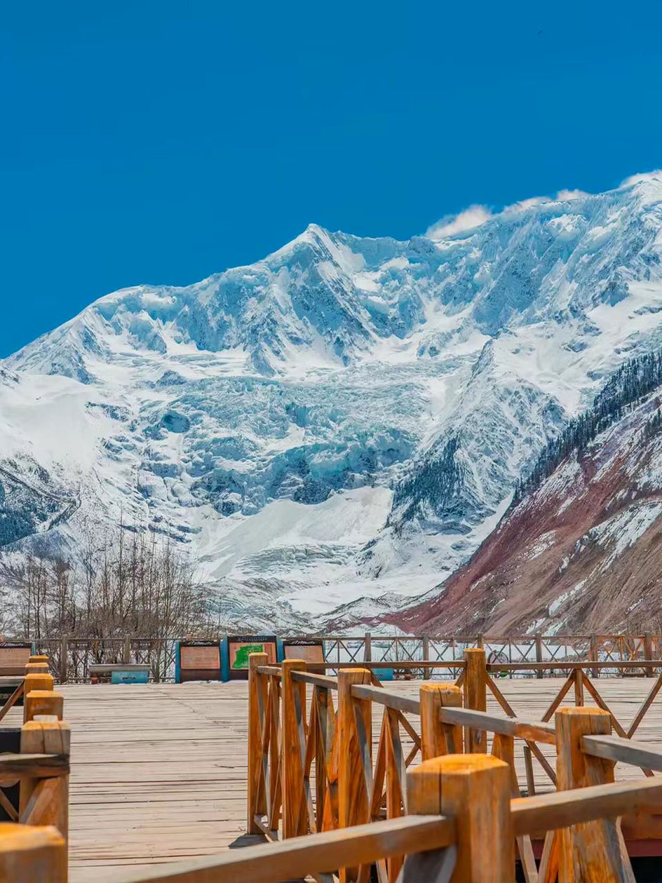 西藏然乌湖00一不小心遇见绝美风景 0815在大名鼎鼎的川藏线318