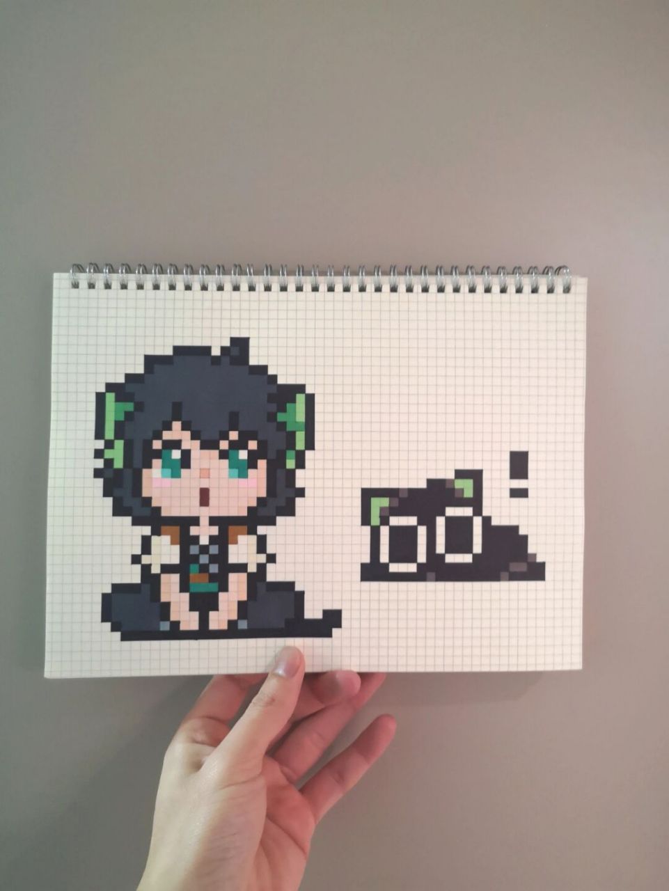 像素画:罗小黑战记 网格本:a4 临摹自: #罗小黑# #像素画# #罗小黑