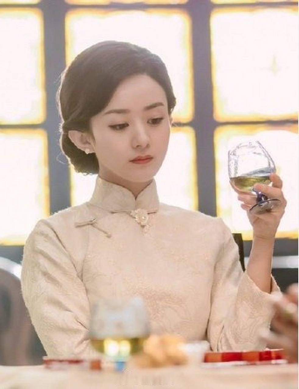 赵丽颖红色旗袍#赵丽颖与国风适配度百分百,这状态也太好了呀,和