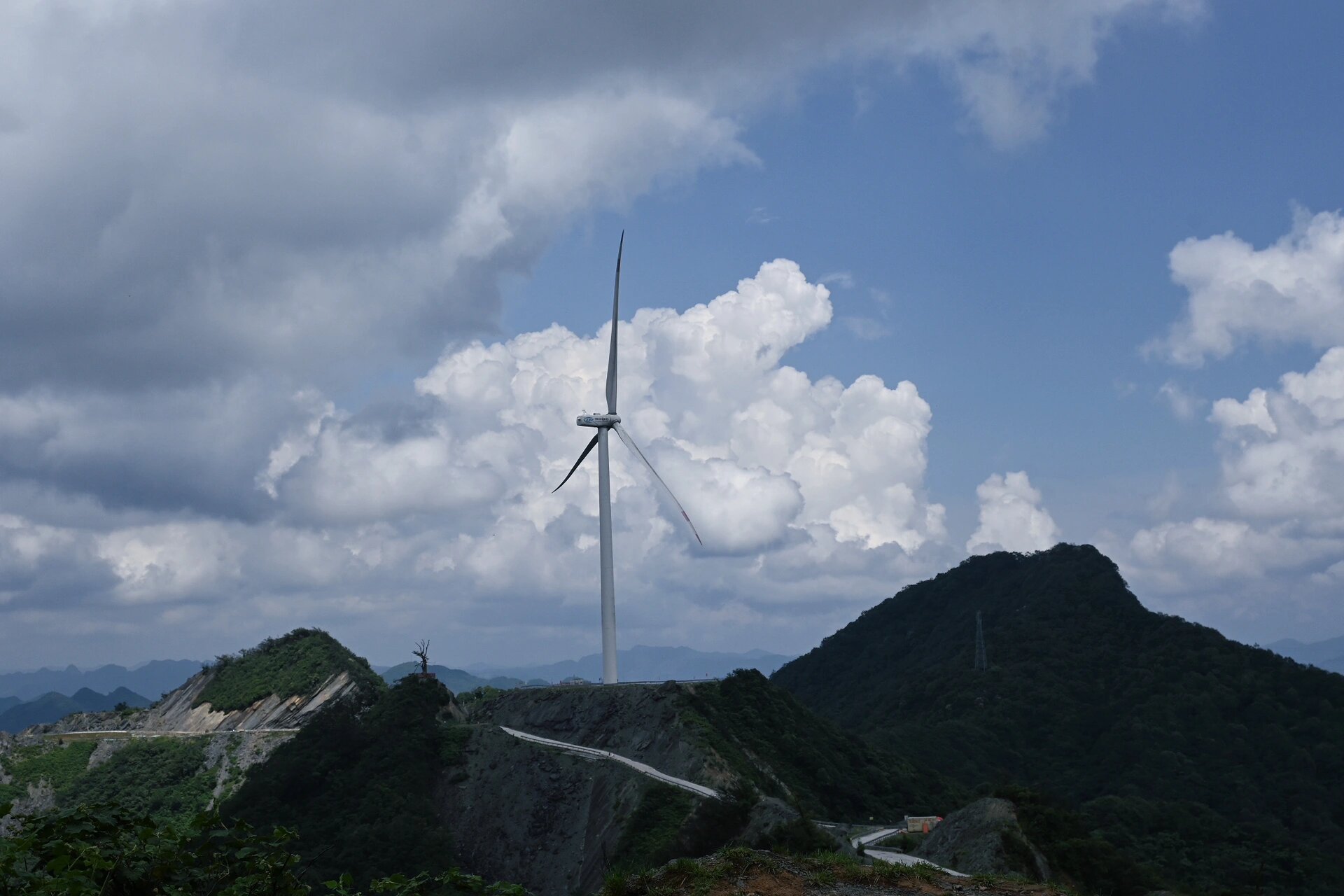 重庆周边游|石柱刀背梁721520度的夏天 重庆主城自驾四小时到达