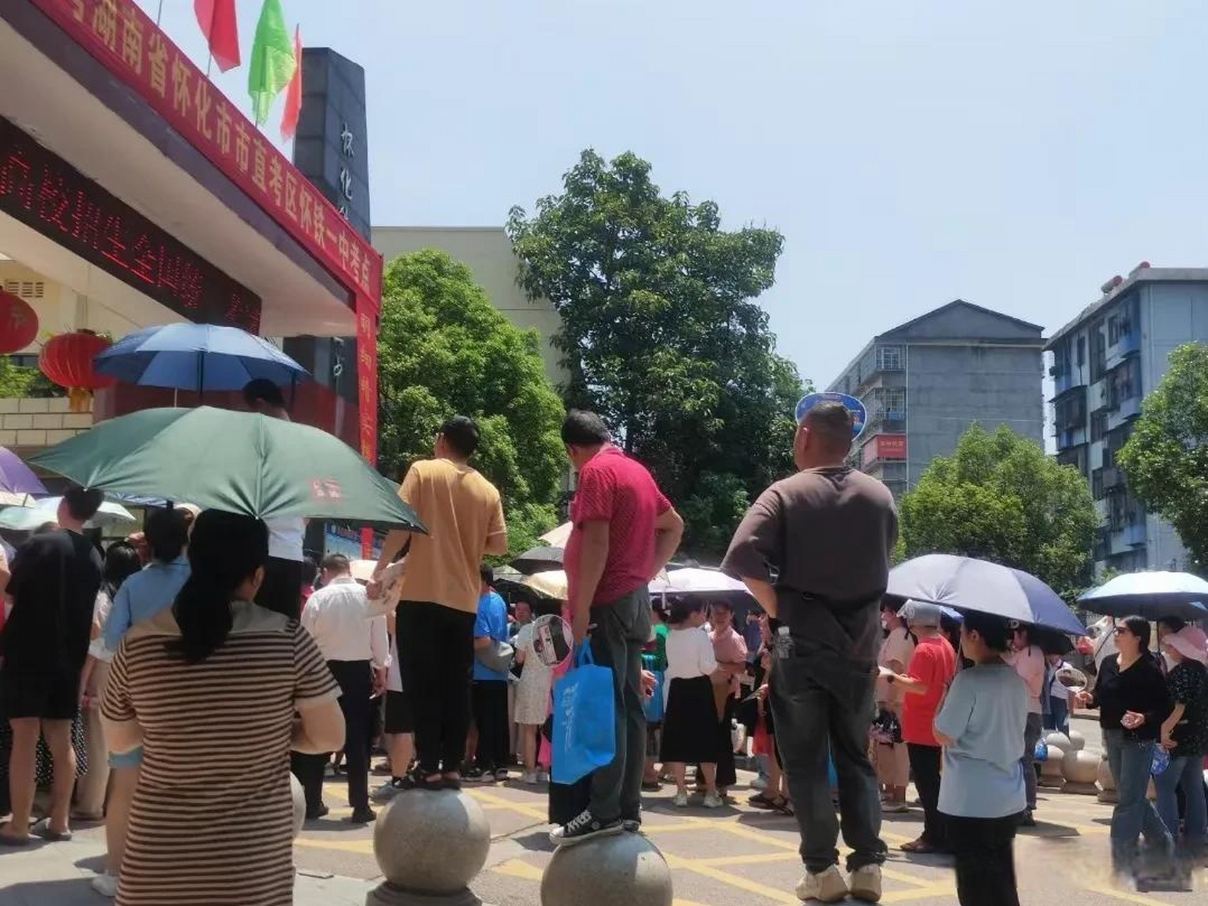 出句:十年寒窗苦; 下联:请对