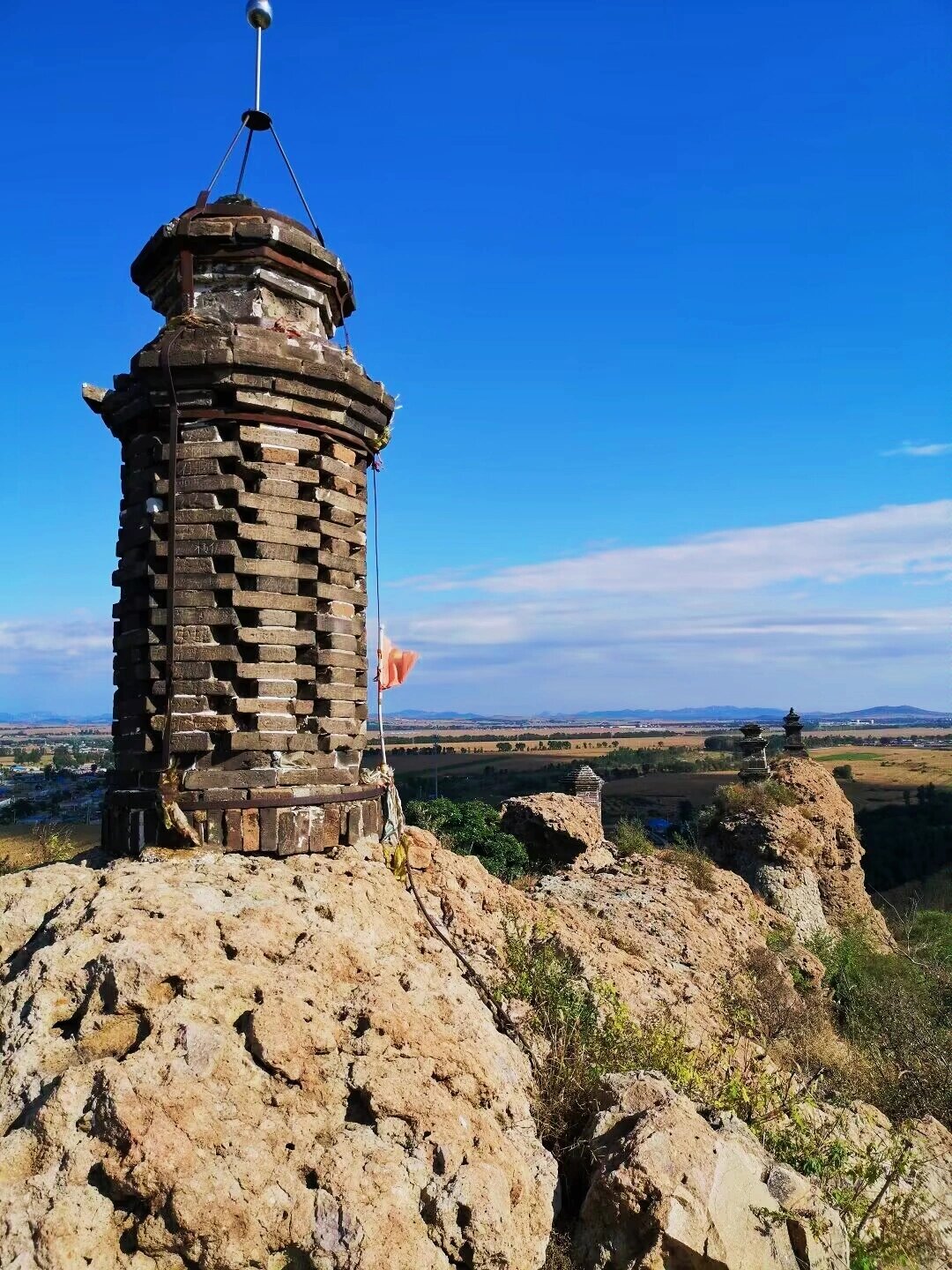 第三篇:八塔山,隐秘佛教圣地