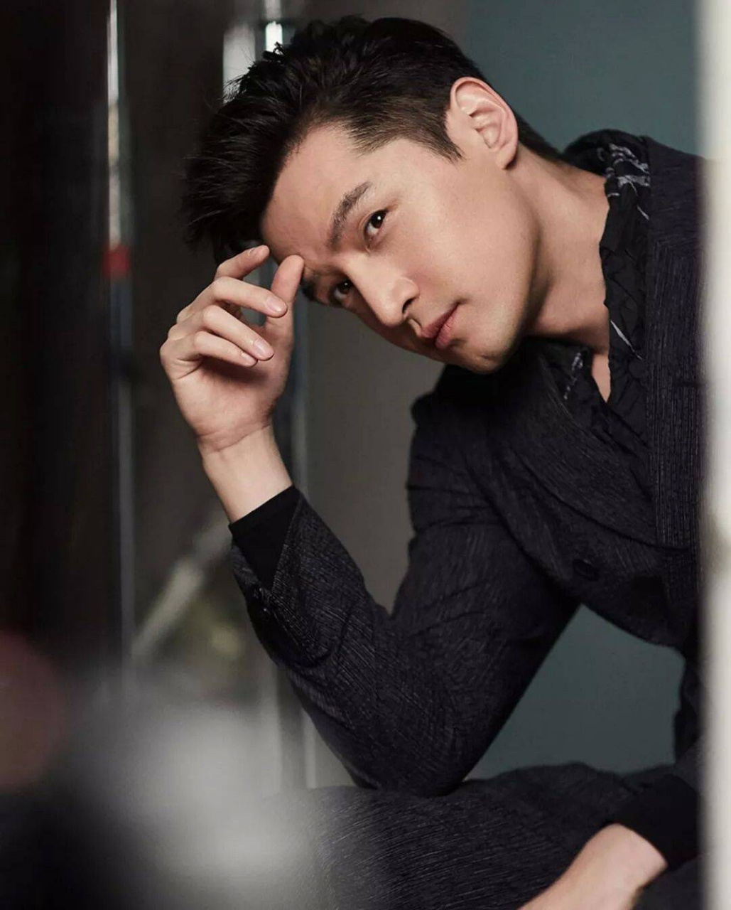 胡歌解读 首先脾气不太好,然后人呢也会比较冲动,有时候也会有过激