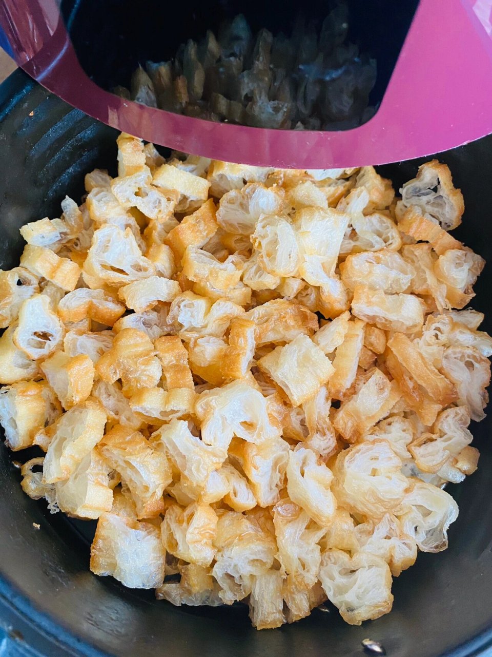 饭团的灵魂——油条酥 饭团的灵魂——油条酥 每天上午去买刚炸出来的