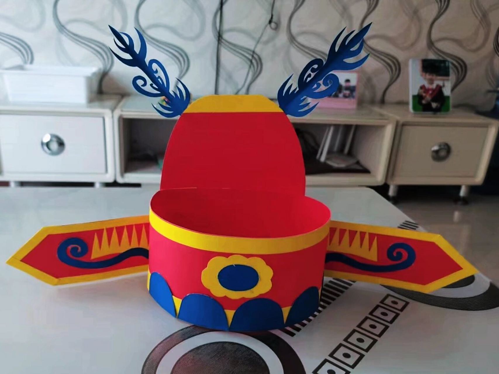 状元帽亲子手工(折纸手工) 孩子的美术作业!勉强做出来,跟孩子一起!