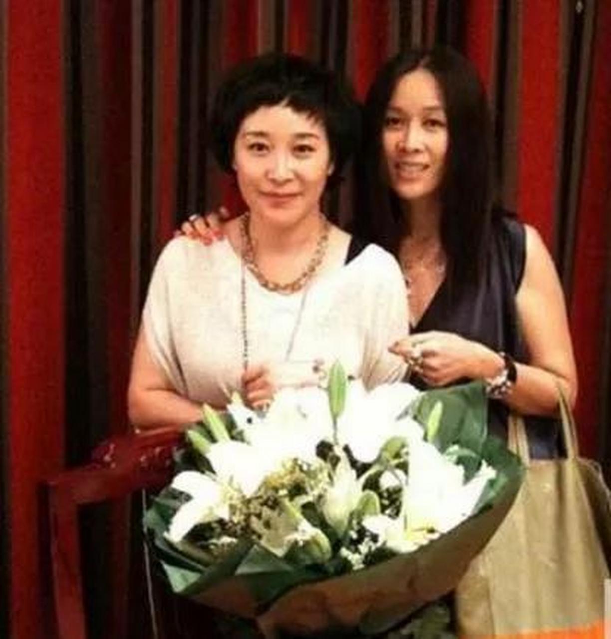 网爆那英的姐姐那辛,就是《中国好声音》创始人,此话一出,哇声一片,有