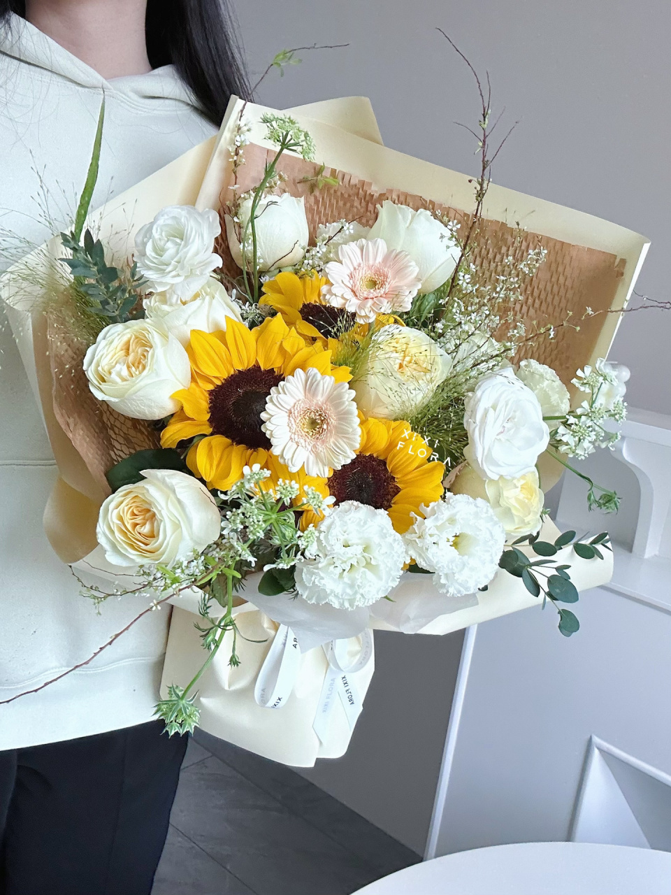 赣州花店|成人礼|愿你向阳而生 野蛮生长   	 本期成人礼花束的主题是