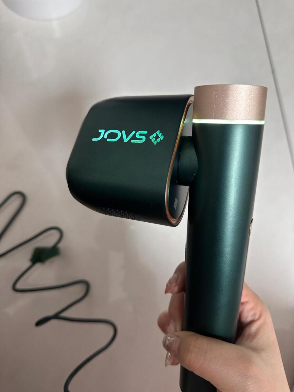 脱毛仪买了小半年  jovs的真的有效果,我没脱毛之前手毛很长