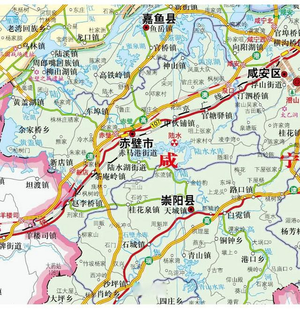 赤壁市位于湖北咸宁,是一个县级市,赤壁市区有陆水河,这条河流往西