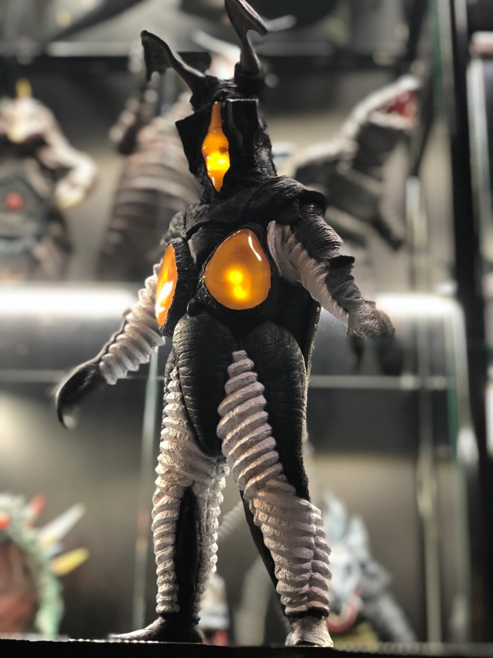 初代奥特曼 宇宙恐龙 杰顿 登场 中文名    宇宙恐龙杰顿 外文名