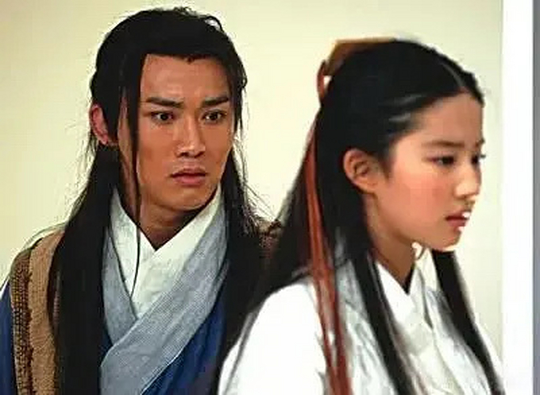 来看看06版《神雕侠侣》聂远刘亦菲的杨过小龙女试妆照和黄晓明刘亦菲