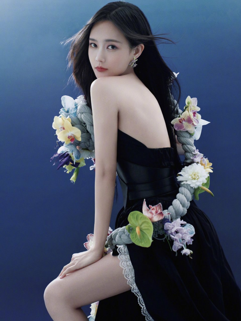 李一桐|男人装78156997 李一桐《男人装》22年8月刊封面.