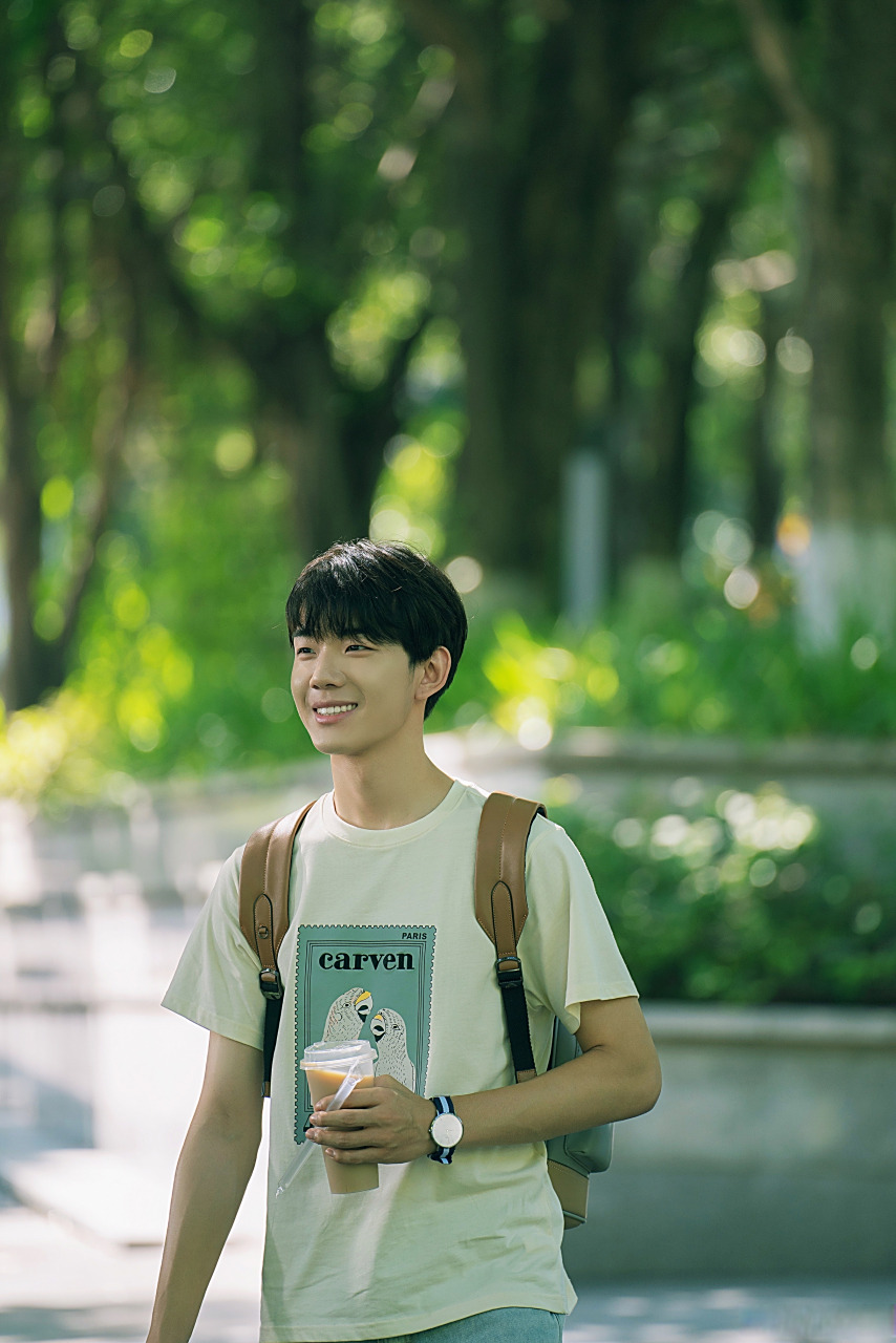 理科生坠入情网#庆祝收官～ 腹黑弟弟顾晨再见哦