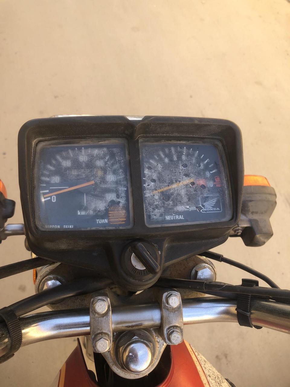 本田cg125四代银猫