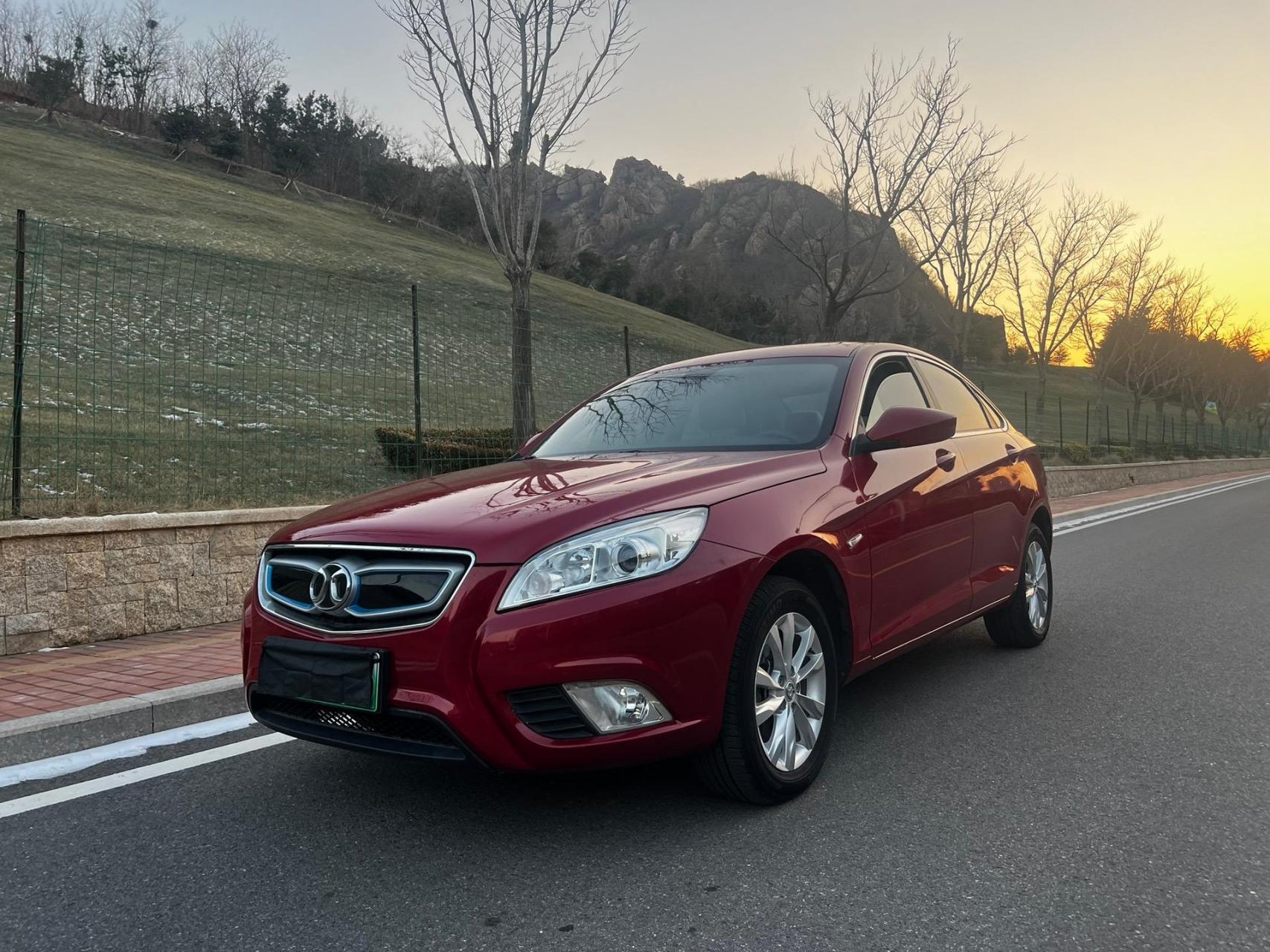 北汽eu260 新能源.