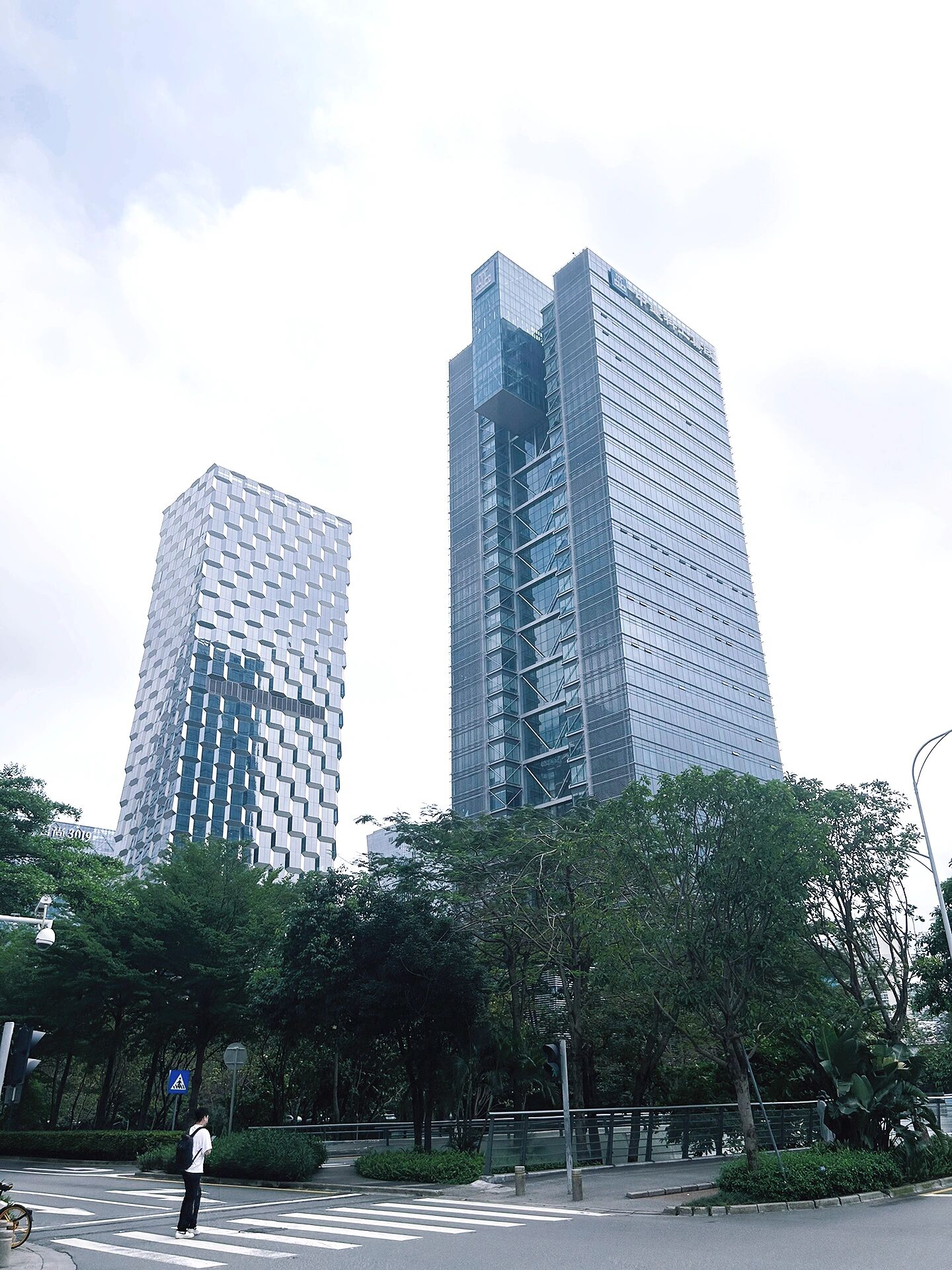 中建科工大厦(实景)