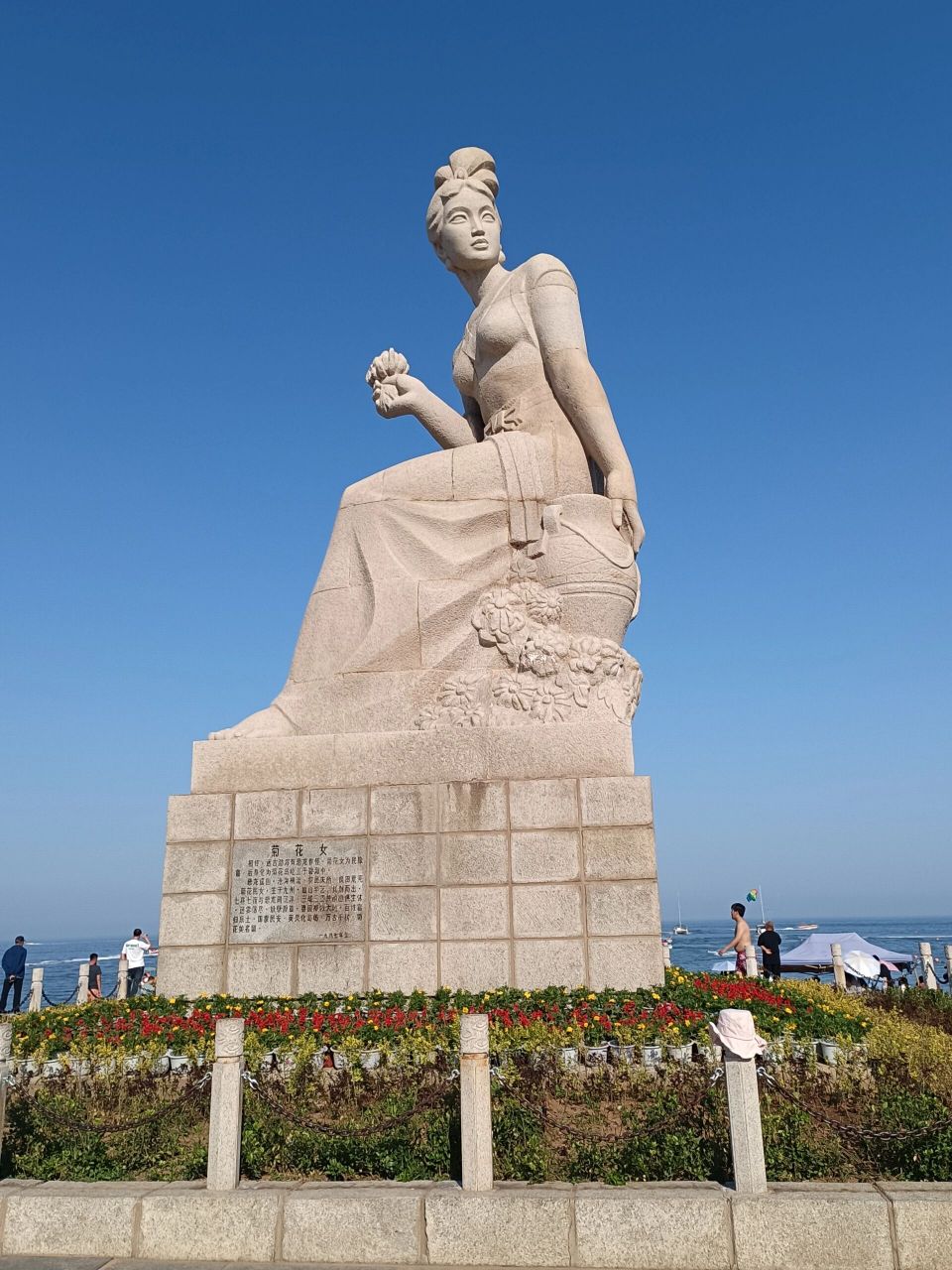 兴城海滨浴场 兴城海滨国家风景名胜区位于辽宁省葫芦岛市兴城市,依山