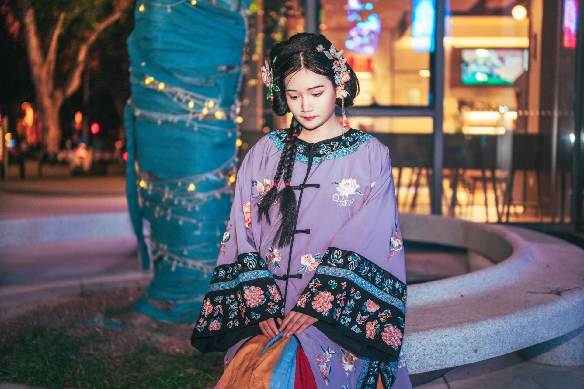 清汉女装 首先网红风格清汉女装不是汉服,所以我不会拿来当汉服宣传