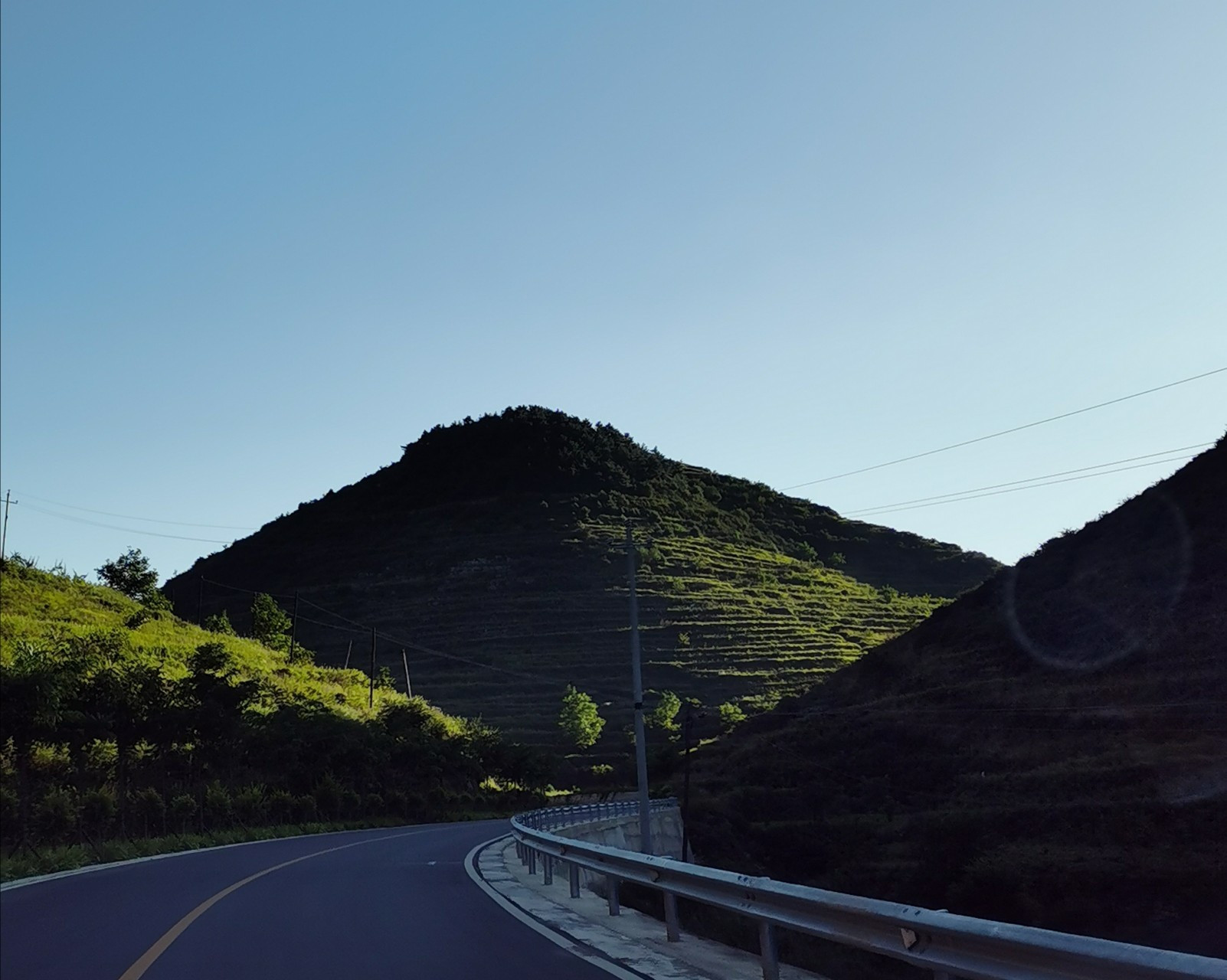 此生必行—太行1号旅游公路 这是太行1号旅游公路在晋城陵川境内的一