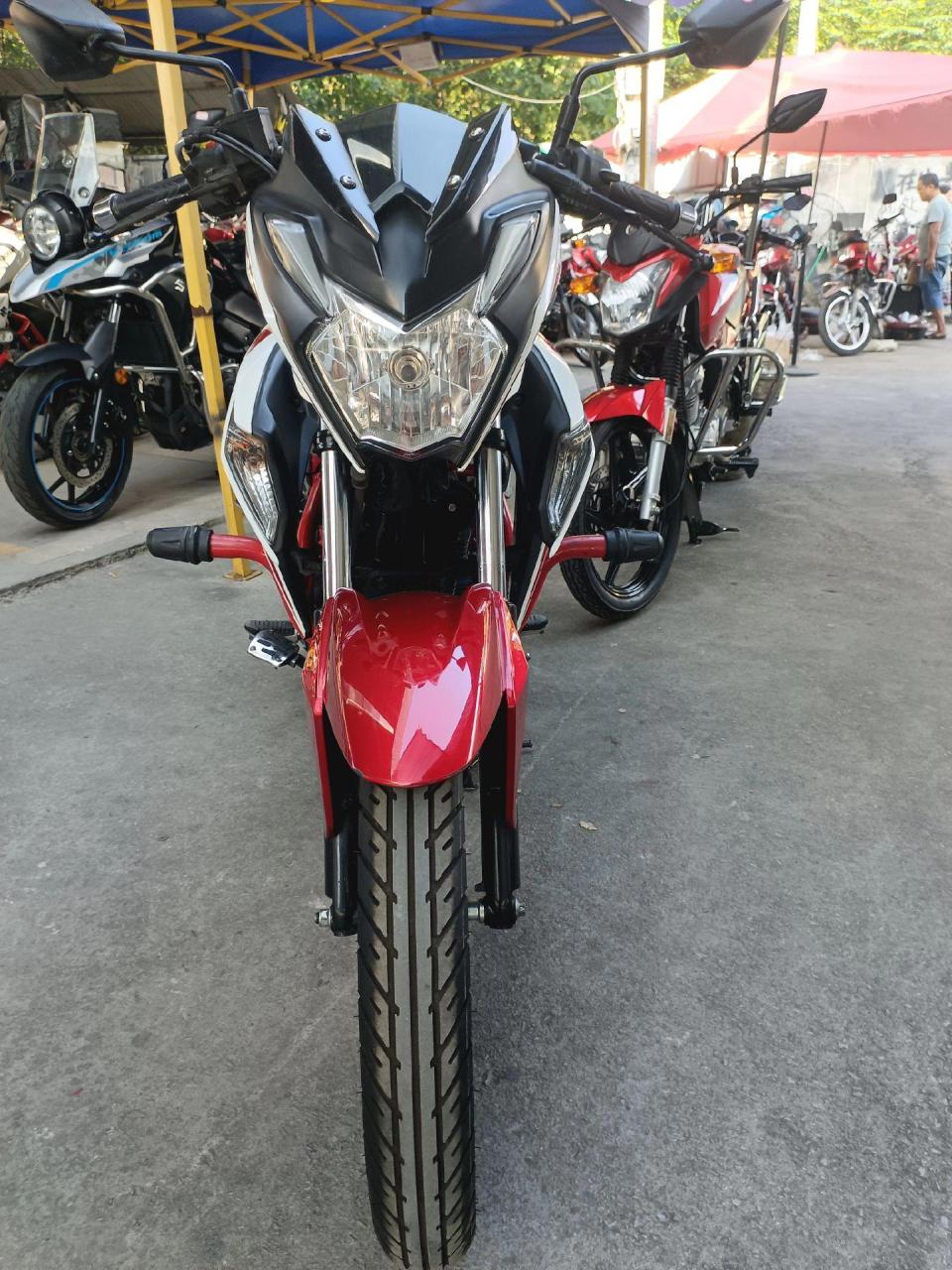 豪爵df150!2019年上户,国四电喷,车况一流,外观完美