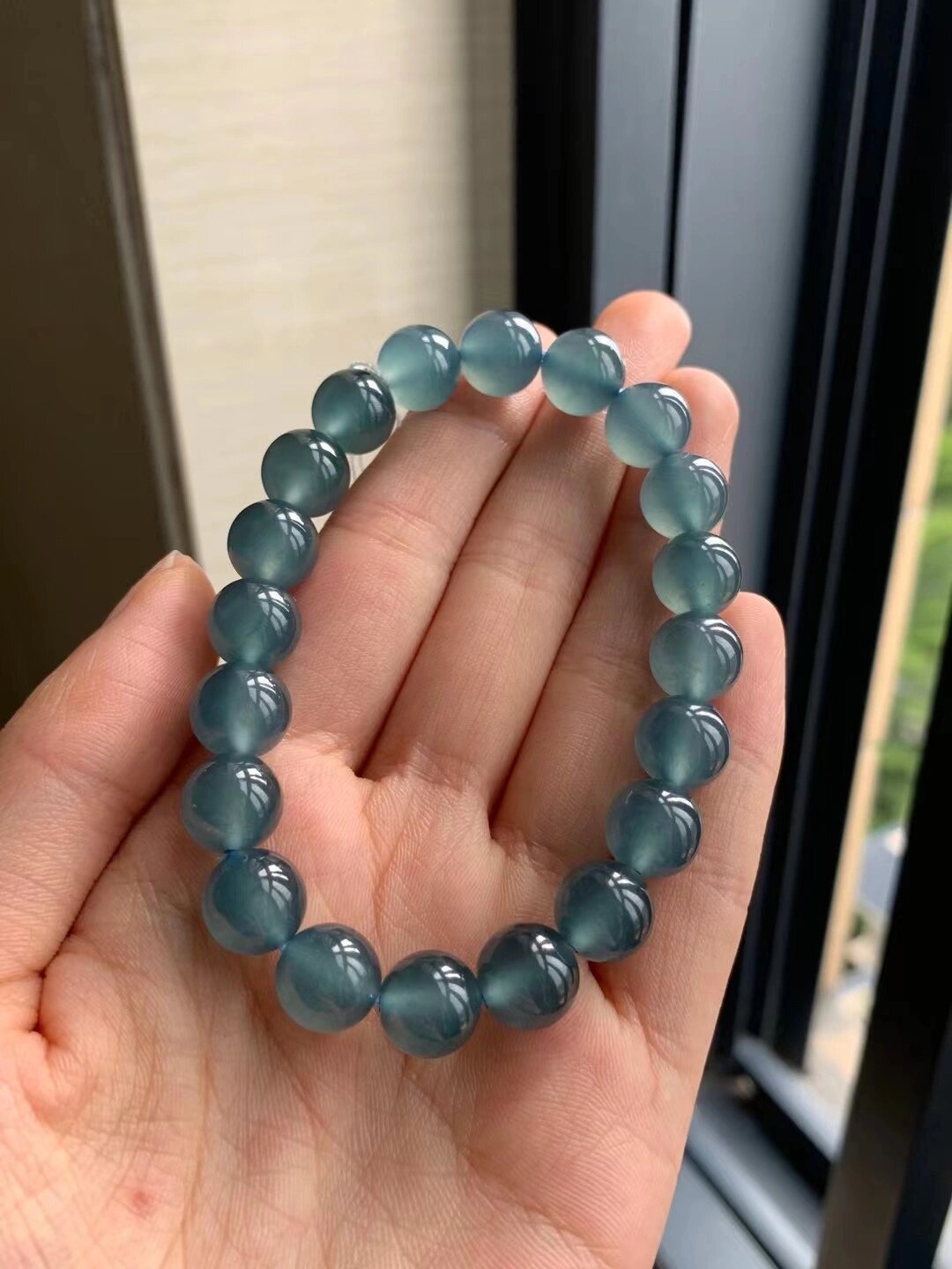 超好看的冰蓝翡翠手串!10mm,价格1万