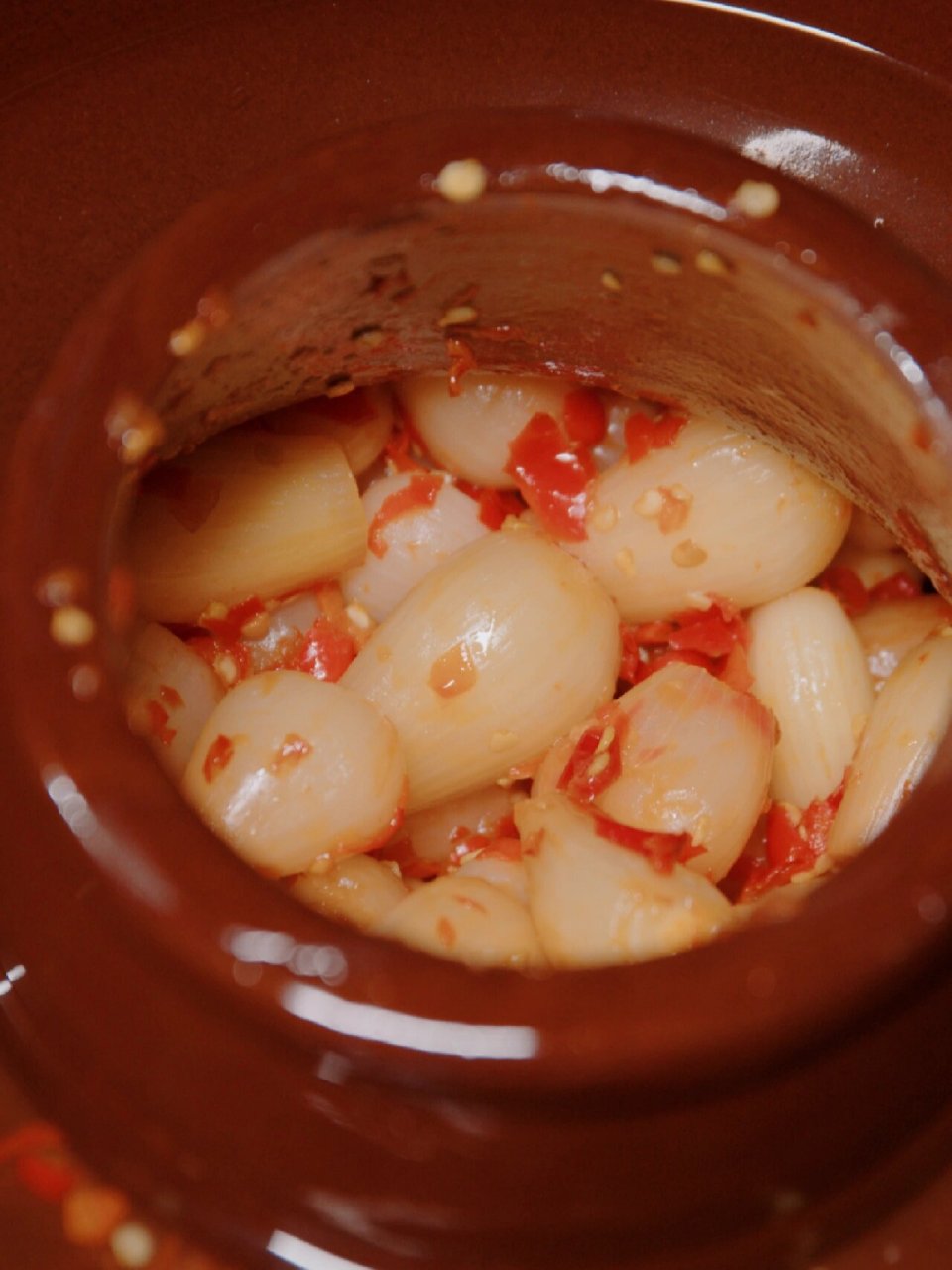 和四川泡菜并列第一的酸藠头,总被北方朋友误认为是葱头大蒜.