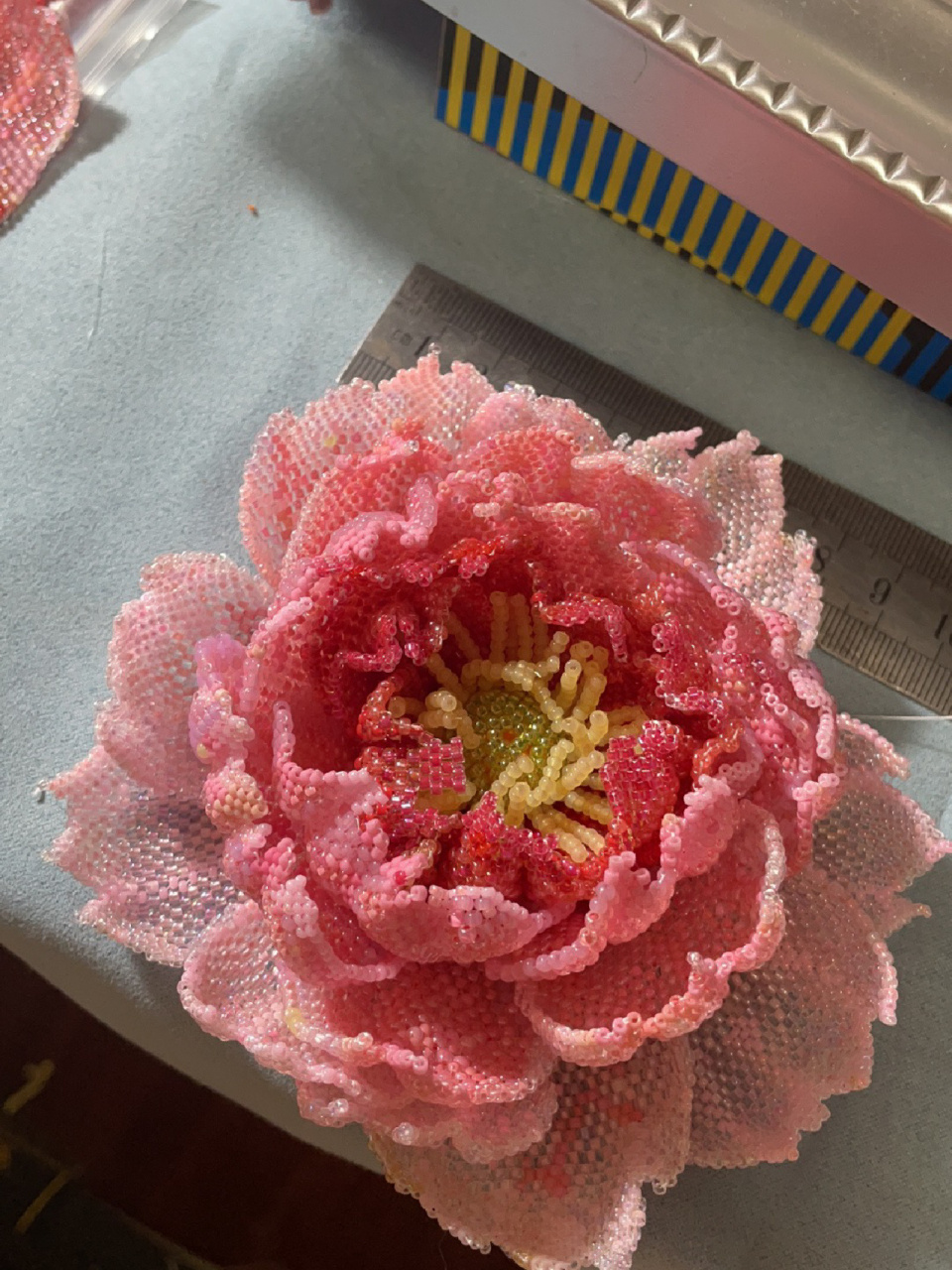 串珠牡丹花雏形 我为什么没有新的作品,也没有更新,除了身体原因就是