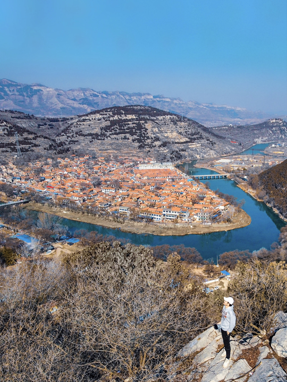 说到踏春大家都会想到去爬山看风景,那么淄博的博山很合适