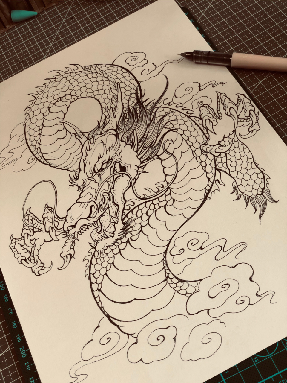 一个多小时画完的线描龙 时间原因画的很着急,细节不行