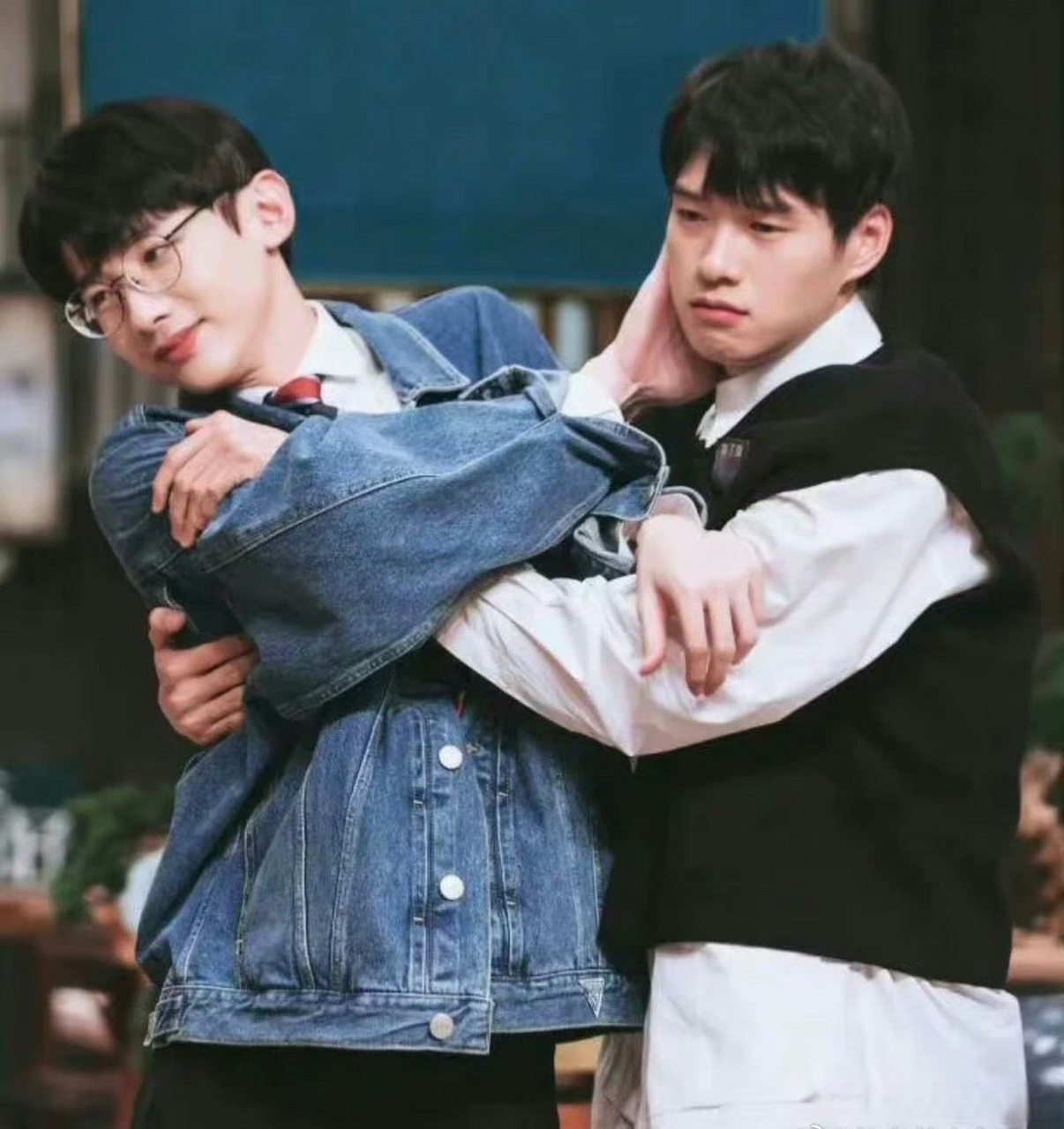 有人嗑白敬亭和魏大勋吗#谁来给我们五迷三道递本子,好想看他俩演