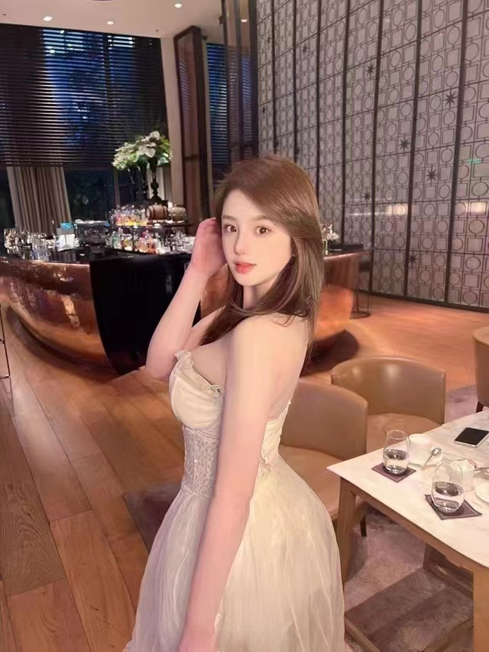 签约时装模特 姚婧 176cm