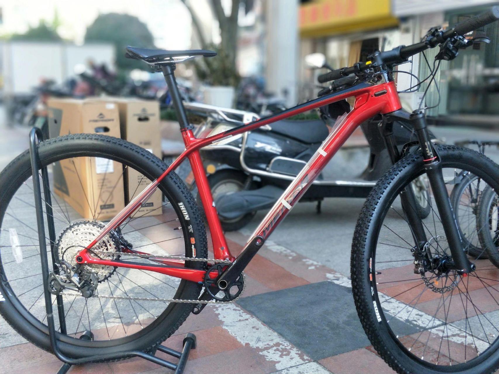 美利达高端山地车大九xt到货交付,售价18800!