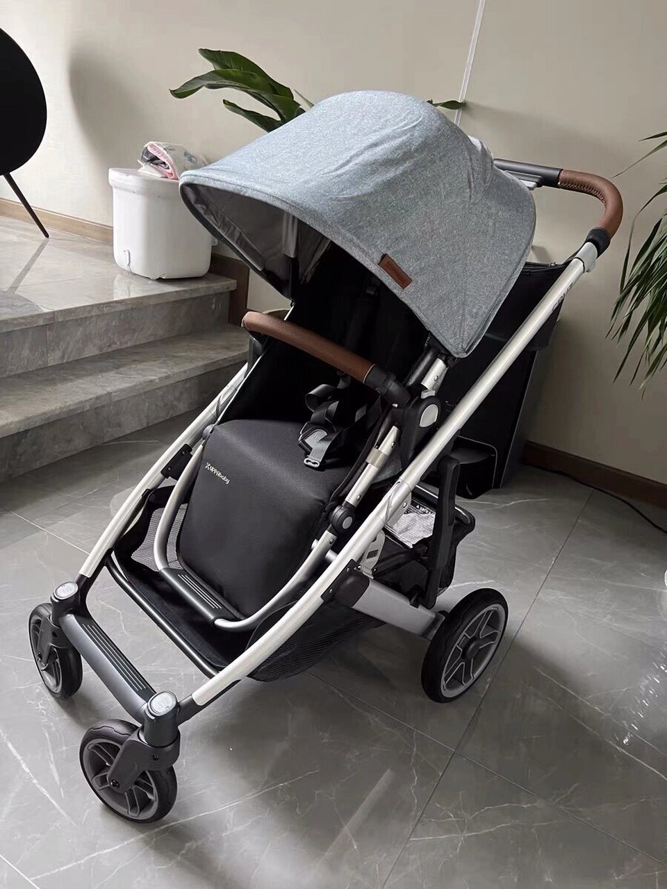 uppababy cruz 高景观手推车你值得拥有 一辆婴儿车满足各种需求耶,不