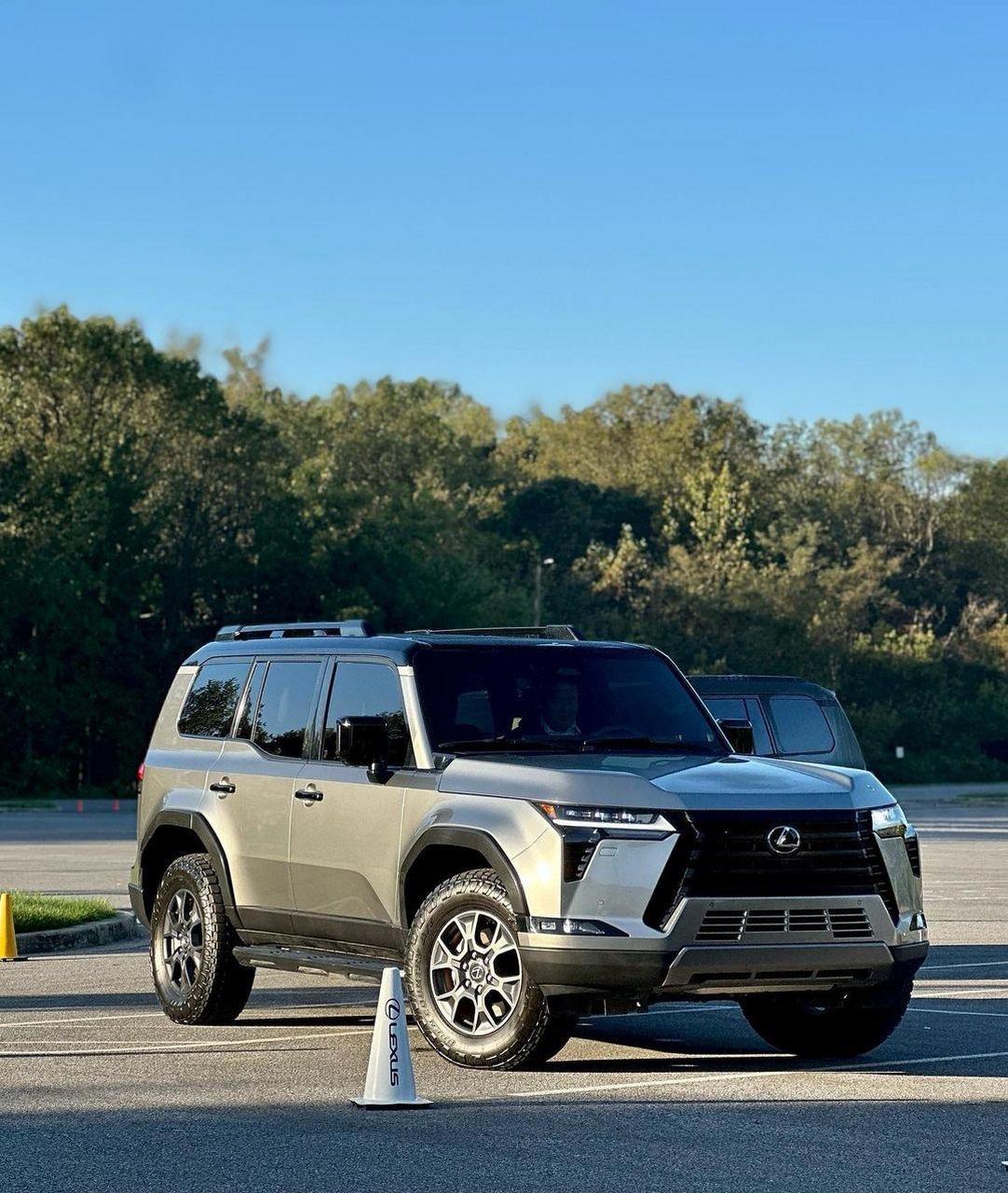 新款雷克萨斯gx550就是高级!全新2024款gx550豪华 suv 4wd!349马力3.