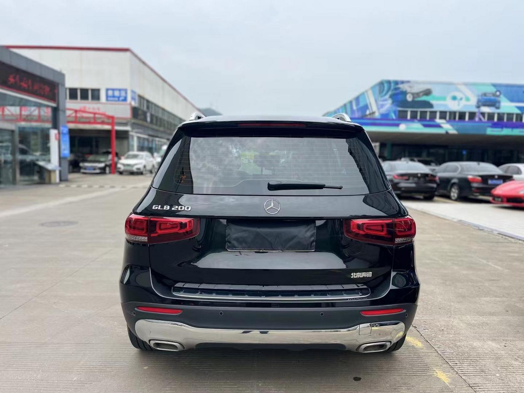 上次谁要glb的赶紧了 定金留车 2021年奔驰glb200,全款16.