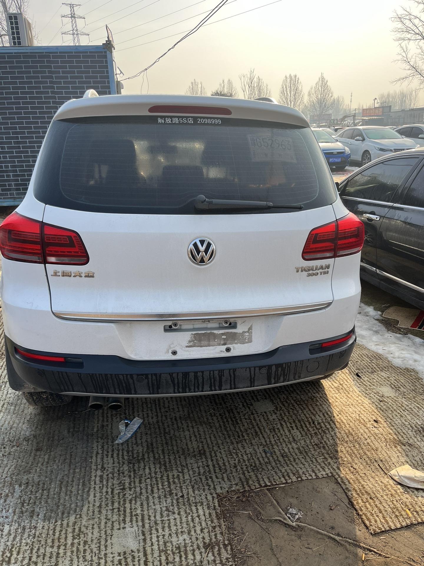 刚到一台大众途观, 自动挡,排量1