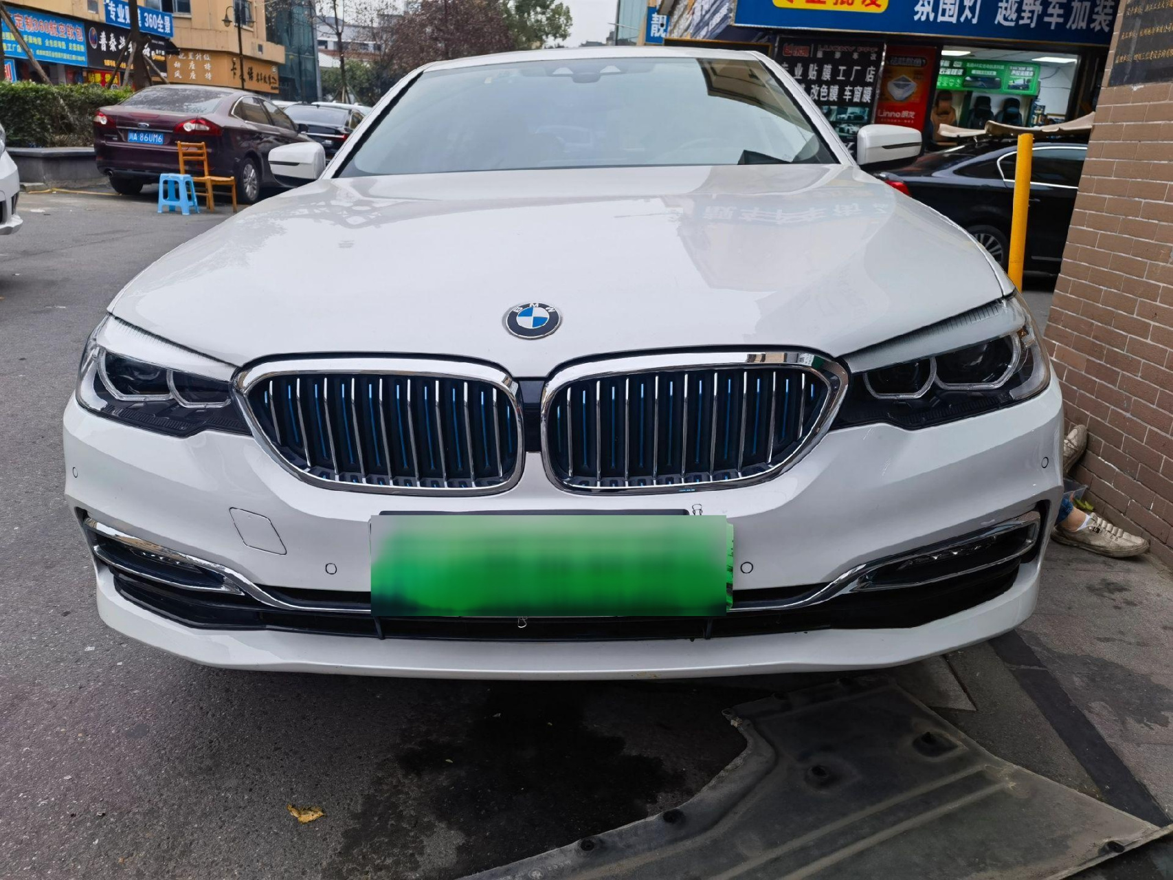 宝马530le混动无法充电,维修车载慢充充电机lim模块