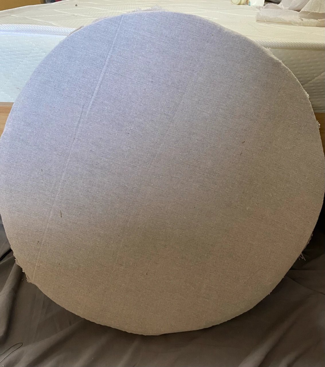 自制蒲团垫子 最近搬了个家,激起了自己的手工欲望,做了个蒲团垫子,第