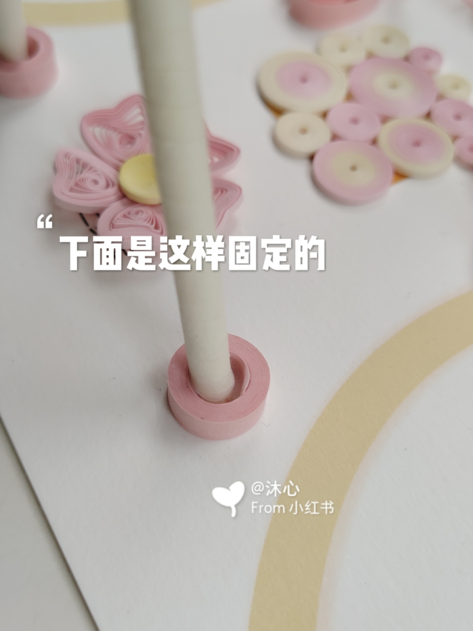 衍纸摩天轮图解教程:小伙伴们教程安排了 其实每个部分都不是特别难