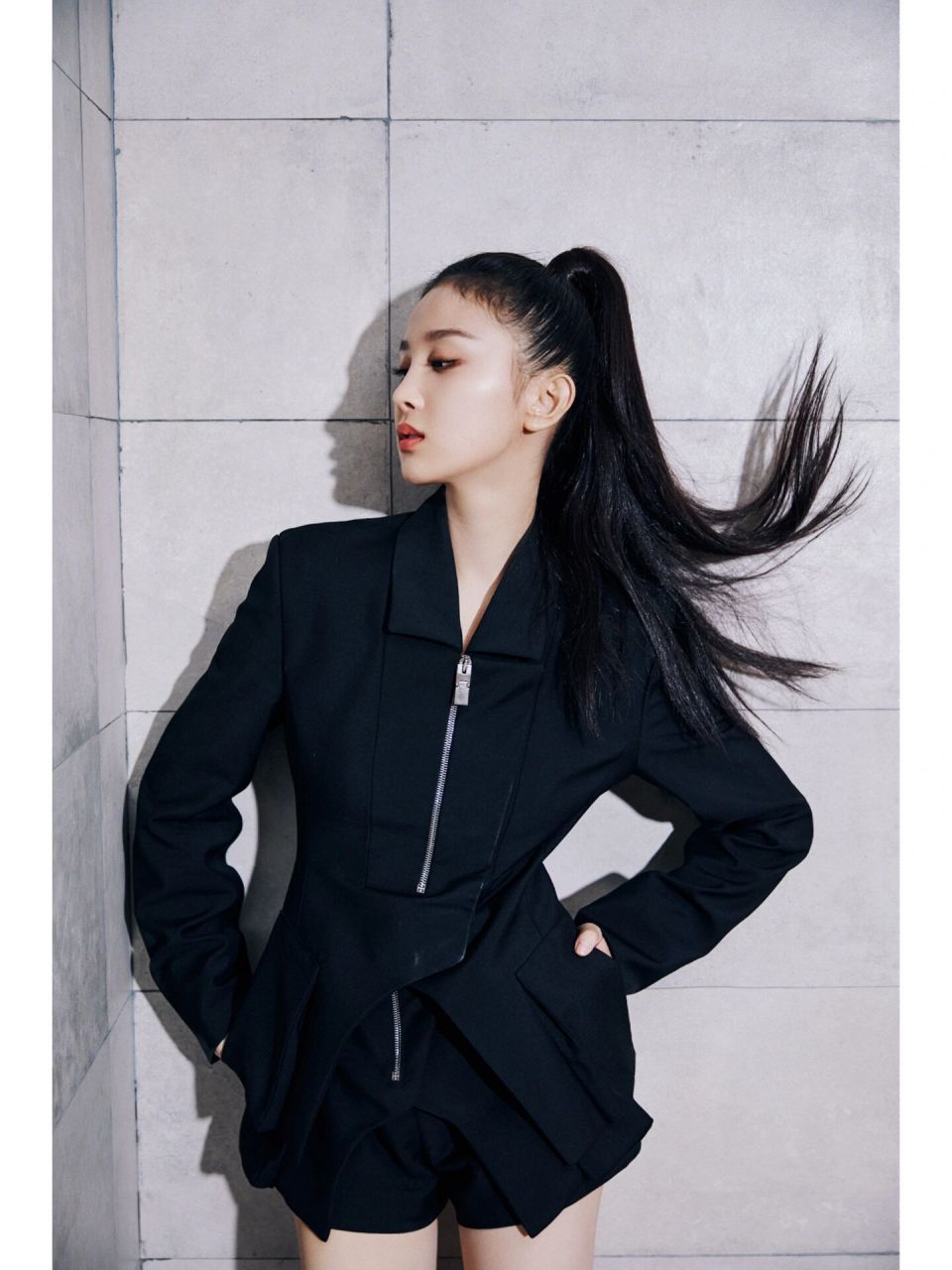 吴施乐金鸡奖红毯造型 | 海风轻拂98邂逅青春梦想 筑梦远航90奔赴