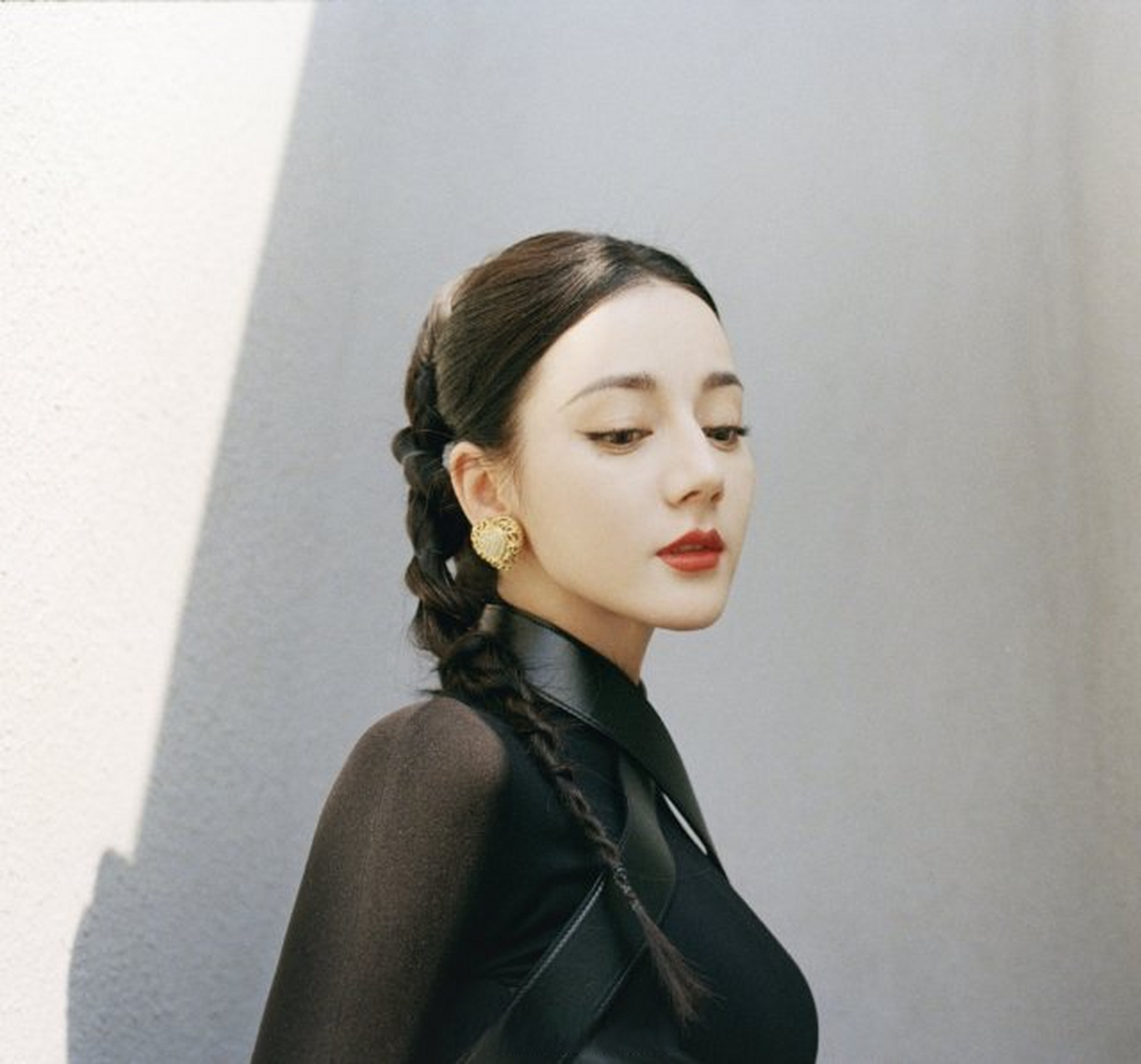 盘点女明星麻花辫造型,或松弛,或干练,最喜欢哪一款?