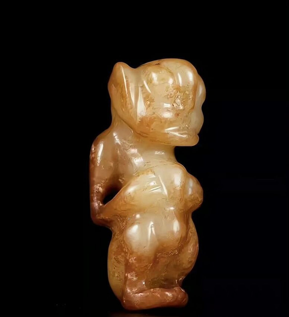 红山文化时期的高古玉器 1,红山文化 神人像 2,红山文化晚期 玉跽坐