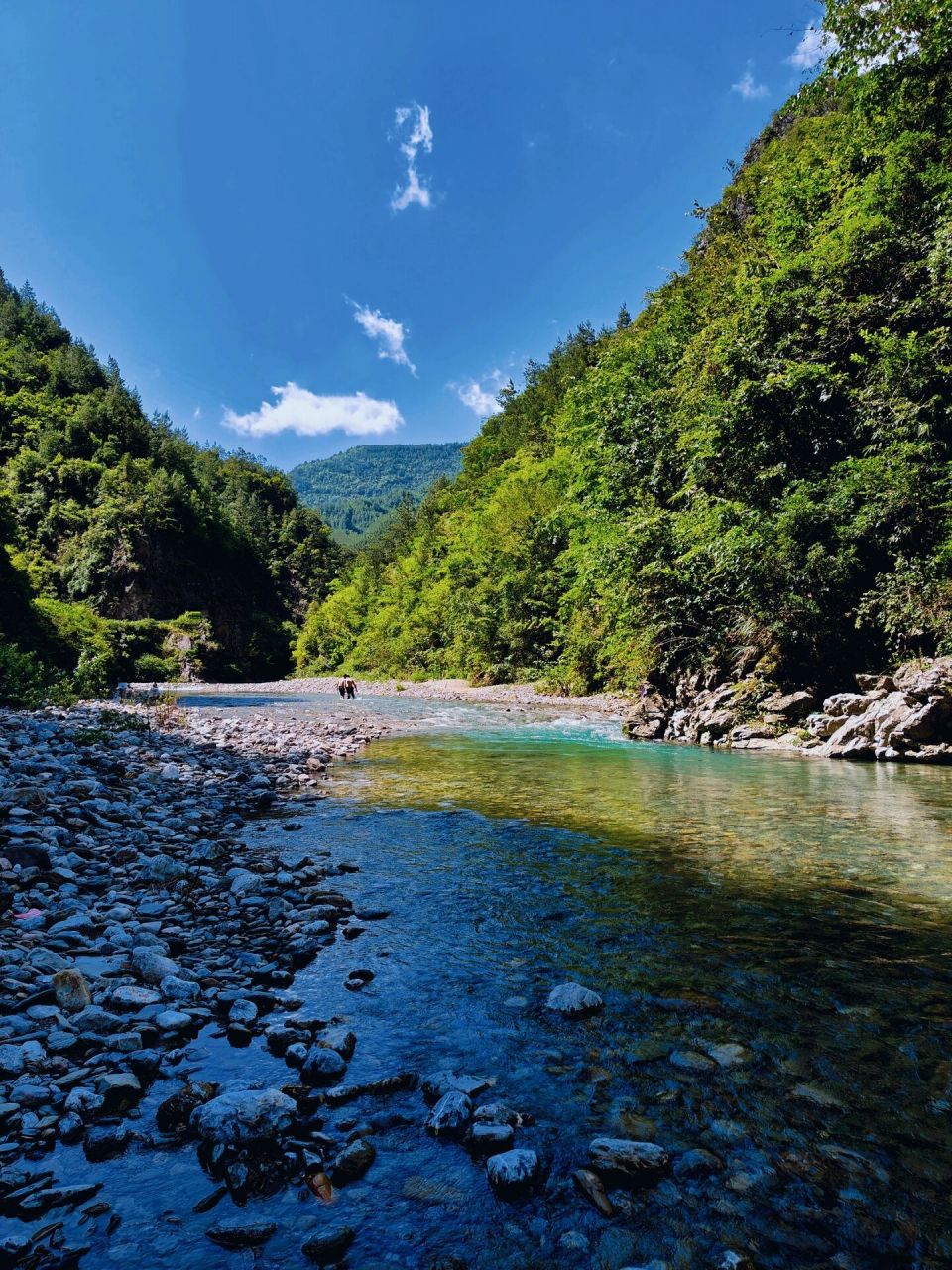 重庆巫溪朝阳洞沿线 到处都不缺著名景点,在重庆巫溪县藏匿着很多天然